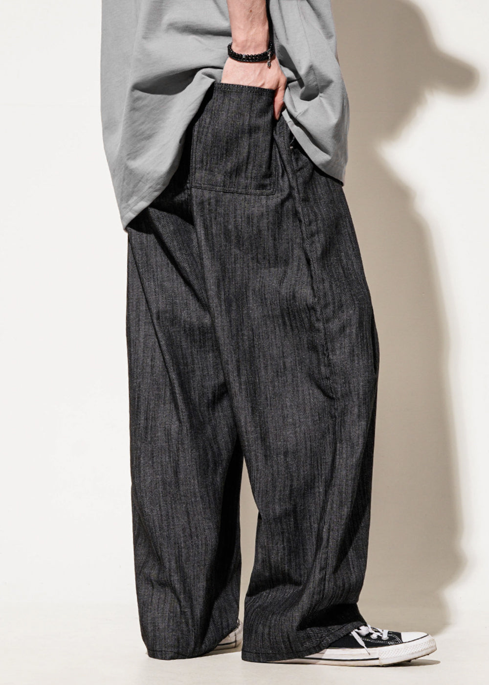 SLUB DENIM PIN TUCKED PANTS_BLACK