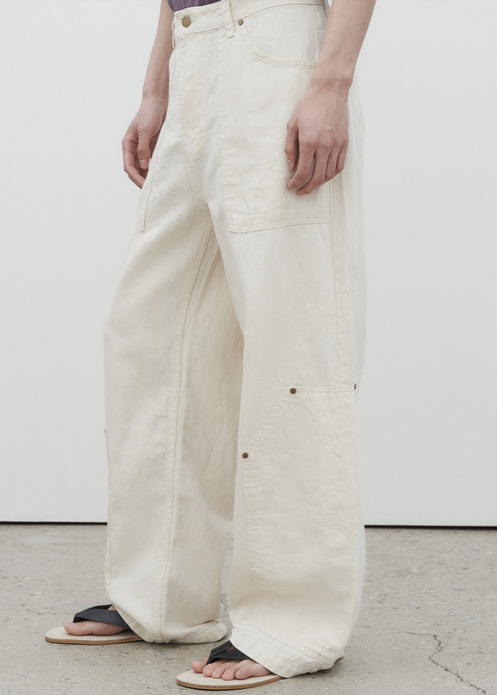 RIVET POINTED LINEN DENIM PANTS_NATURAL