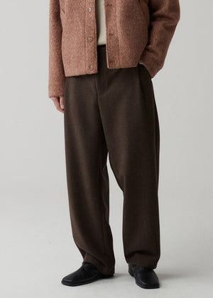 ONE TUCK POINTED BANDING PANTS_BROWN