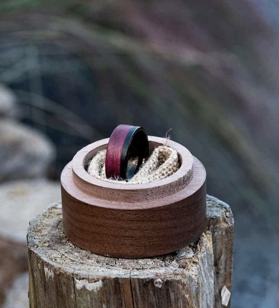 RED WOOD RING